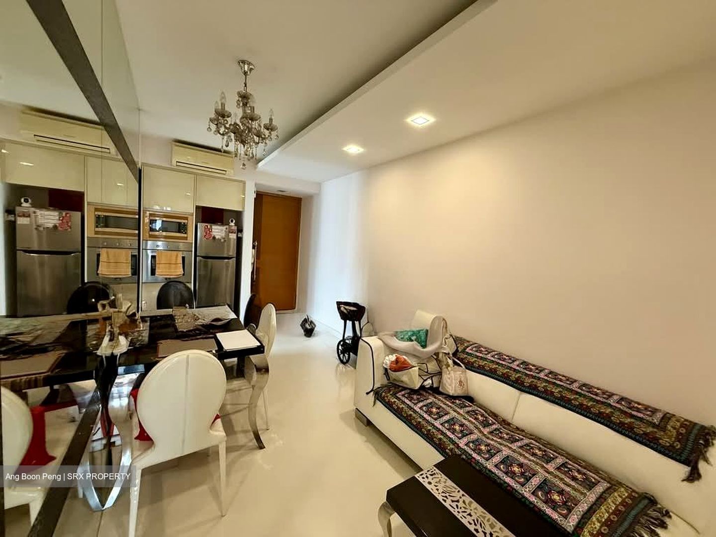 Casa Merah (D16), Apartment #586223561